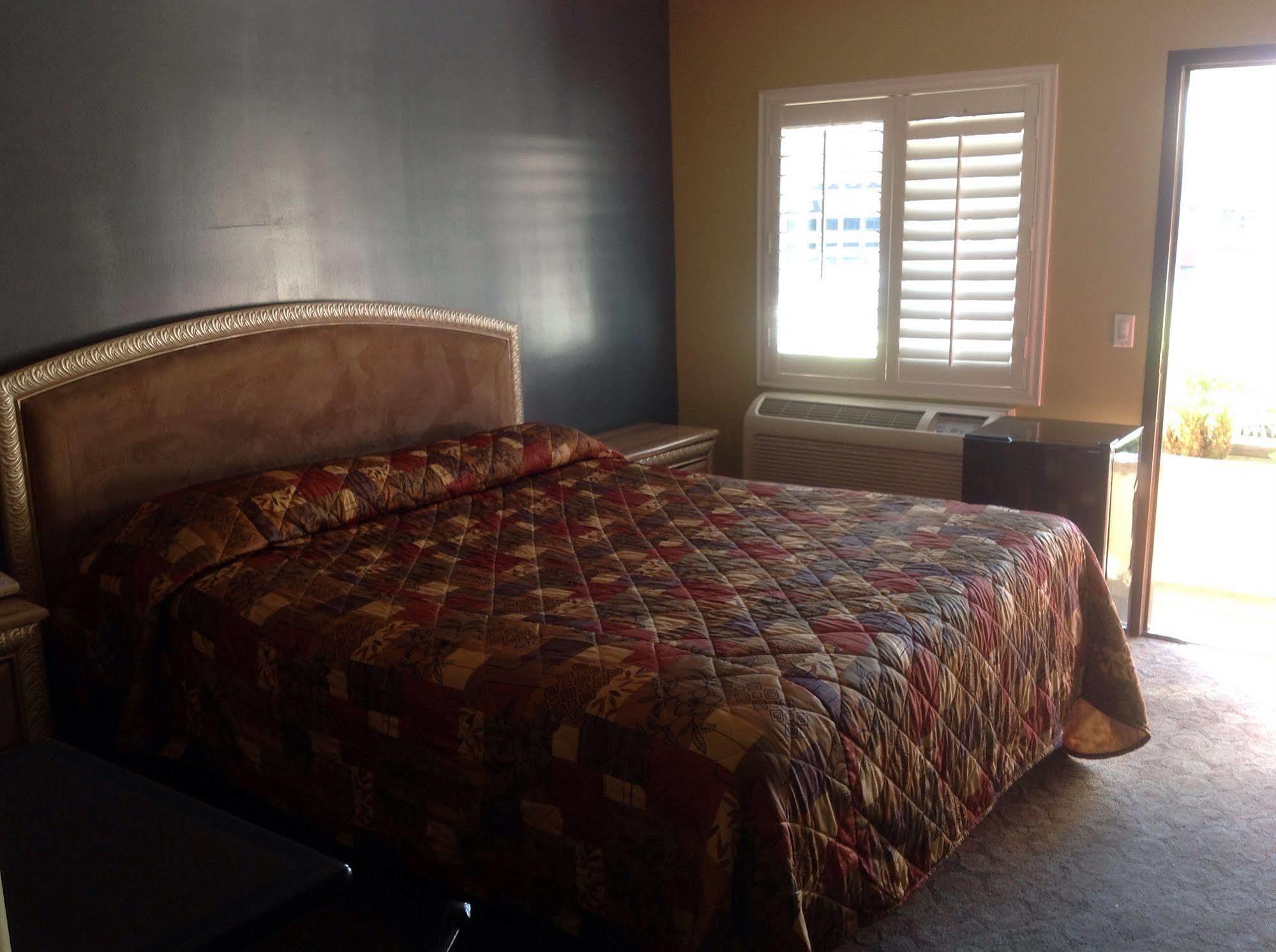 Palms Motel Pico Rivera Eksteriør bilde